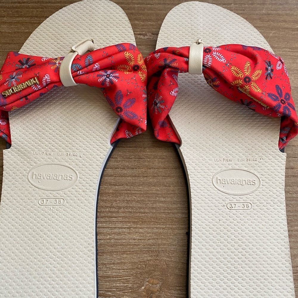Havaianas flip flops